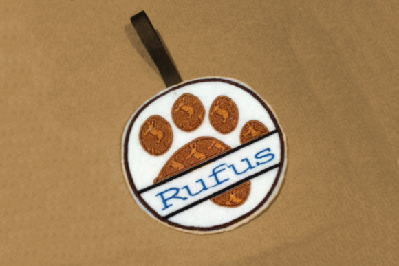 Dog Paw Split Christmas Ornament Embroidery Design Review